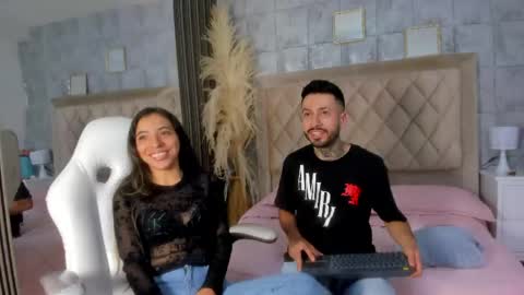 Snapshot of stevenandlaura_ chatting on 04/22/26, 08:21 stevenandlaura_ online show from 04/22/26, 08:21