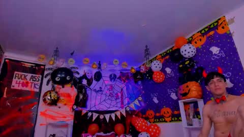 Snapshot of stevenfortaniax chatting on 10/07/25, 04:20 TANIA-STEVEN online show from 10/07/25, 04:20