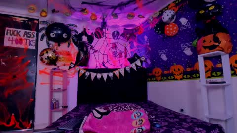 Snapshot of stevenfortaniax chatting on 10/16/25, 12:33 TANIA-STEVEN online show from 10/16/25, 12:33