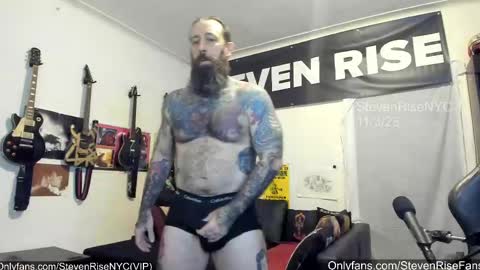 StevenRiseNYC online show from 11/04/25, 01:27