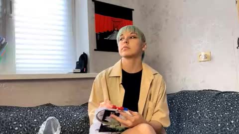 Stevie online show from 10/23/25, 04:45