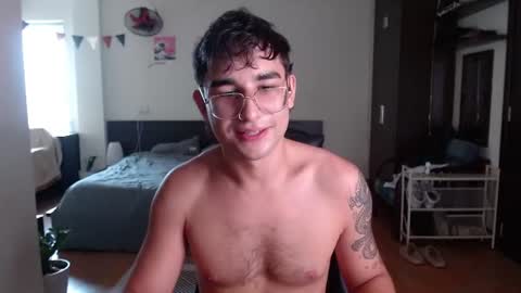 Alex   online show from 06/11/26, 04:21