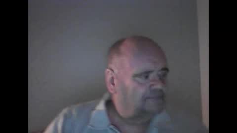Snapshot of steveuk007 chatting on 09/14/25, 09:36 steveuk007 online show from 09/14/25, 09:36