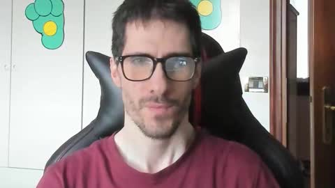 Snapshot of stevex870 chatting on 09/30/25, 02:33 Steve online show from 09/30/25, 02:33