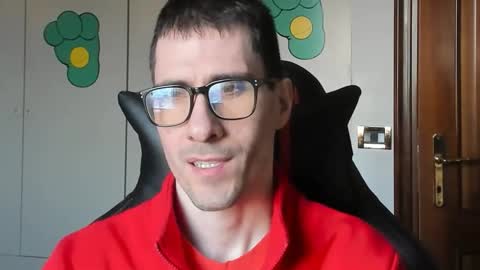 Snapshot of stevex870 chatting on 10/28/25, 03:14 Steve online show from 10/28/25, 03:14