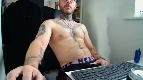 stevie_rae online show from 10/26/25, 11:16