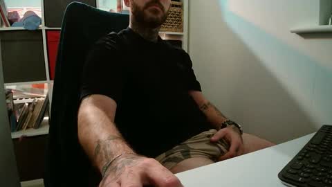 stevie_rae online show from 11/12/25, 09:47