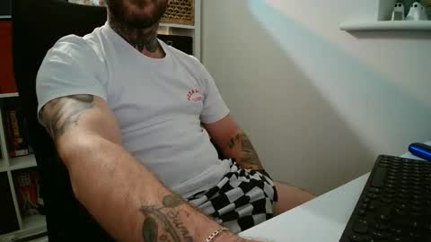 stevie_rae online show from 11/15/25, 07:54