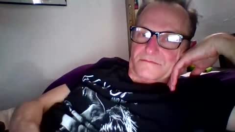 steviehard7 online show from 01/15/25, 06:01