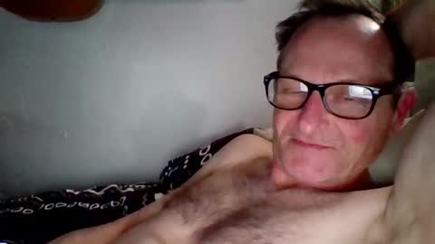 steviehard7 online show from 01/17/25, 04:39