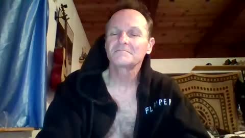 steviehard7 online show from 02/25/25, 05:52