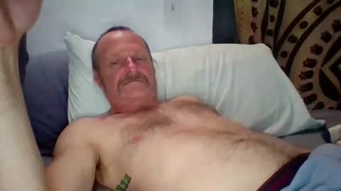 steviehard7 online show from 11/17/25, 06:41