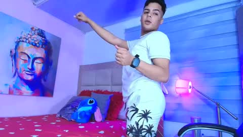 Snapshot of stewart_mateo_ chatting on 09/12/25, 03:39 stewart online show from 09/12/25, 03:39