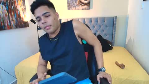 Snapshot of stewart_mateo_ chatting on 09/26/25, 02:37 stewart online show from 09/26/25, 02:37