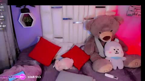Steisee Reyes online show from 07/17/26, 08:54