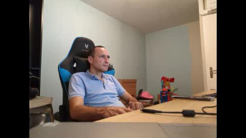 stickolive1 online show from 09/21/25, 09:05