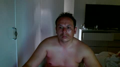 Snapshot of stiffmeister94 chatting on 06/28/26, 03:29 Axel online show from 06/28/26, 03:29