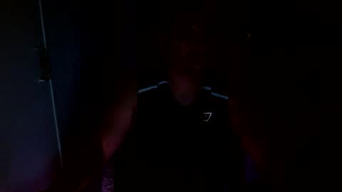 Snapshot of stiffmeister94 chatting on 07/12/26, 01:40 Axel online show from 07/12/26, 01:40