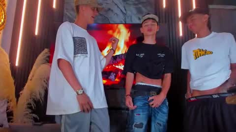 Snapshot of stiiveen_24cm chatting on 09/27/25, 04:28 Stiven brendan online show from 09/27/25, 04:28