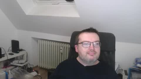 Snapshot of still_alive1985 chatting on 01/06/26, 06:50 Oliver online show from 01/06/26, 06:50