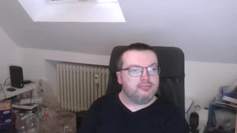 Snapshot of still_alive1985 chatting on 02/23/26, 07:39 Oliver online show from 02/23/26, 07:39