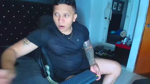 stily online show from 10/23/25, 03:17