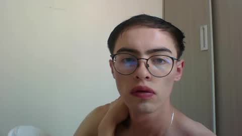 Snapshot of stiv_grant chatting on 09/22/25, 01:57 stiv_grant online show from 09/22/25, 01:57