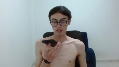 Snapshot of stiv_grant chatting on 04/28/26, 02:27 stiv_grant online show from 04/28/26, 02:27