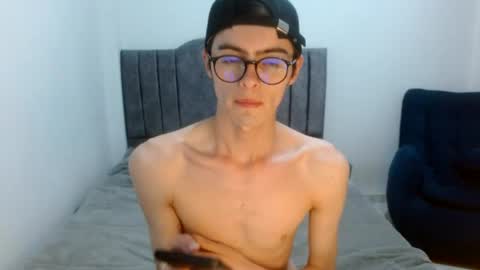 Snapshot of stiv_grant chatting on 06/12/26, 01:10 stiv_grant online show from 06/12/26, 01:10