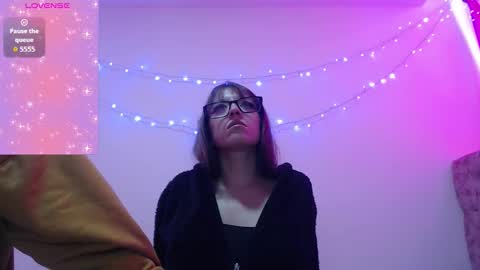 Snapshot of stiven_1_ chatting on 12/15/25, 07:29 stiven online show from 12/15/25, 07:29