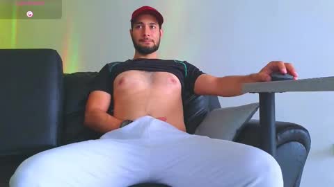 Stiven Montiel online show from 09/20/25, 11:33