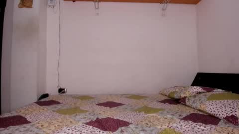 Snapshot of stiven_mystic chatting on 10/18/25, 10:05 Stiven Mystic online show from 10/18/25, 10:05