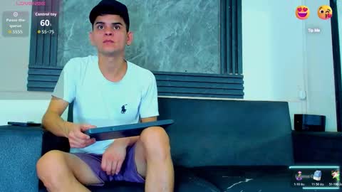 friends online show from 12/15/25, 04:28