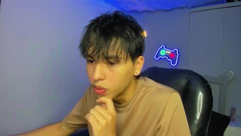 Stiwen online show from 09/28/25, 01:38