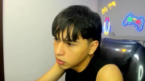 Stiwen online show from 10/10/25, 07:24