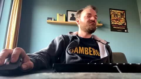 Snapshot of stonednboner chatting on 12/20/24, 10:38 Stonerboner online show from 12/20/24, 10:38