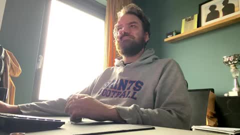 Snapshot of stonednboner chatting on 02/09/25, 12:52 Stonerboner online show from 02/09/25, 12:52