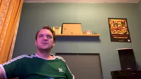 Snapshot of stonednboner chatting on 10/13/25, 05:24 Stonerboner online show from 10/13/25, 05:24