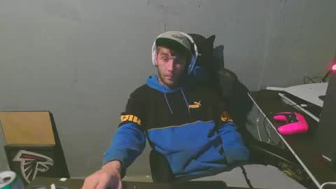 Snapshot of stonedpanda77 chatting on 12/24/24, 06:00 stonedpanda77 online show from 12/24/24, 06:00