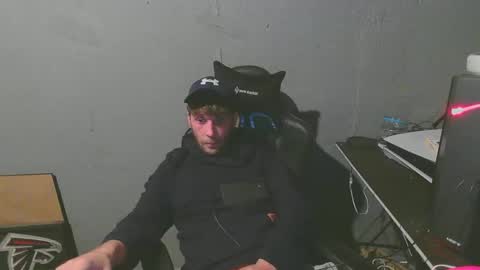 Snapshot of stonedpanda77 chatting on 01/04/25, 03:40 stonedpanda77 online show from 01/04/25, 03:40