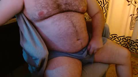 Stonerbear42 online show from 10/12/25, 08:24