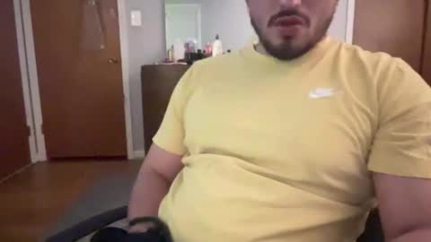 Snapshot of stonerfit chatting on 03/11/25, 02:43 StonerFit online show from 03/11/25, 02:43