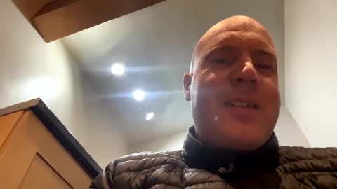 Stoodley22 online show from 02/18/25, 05:53