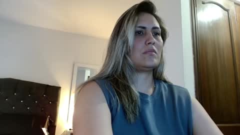 Snapshot of storm_hanks chatting on 12/02/25, 02:28 storm_hanks online show from 12/02/25, 02:28