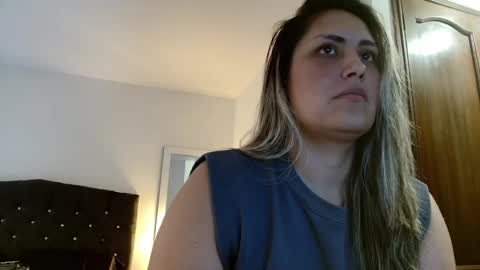 Snapshot of storm_hanks chatting on 12/05/25, 03:59 storm_hanks online show from 12/05/25, 03:59