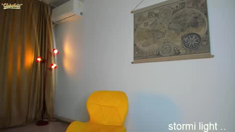 Snapshot of stormi_light chatting on 11/21/25, 08:51 Stormi online show from 11/21/25, 08:51