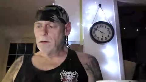 stormynorm14 online show from 12/24/24, 10:49