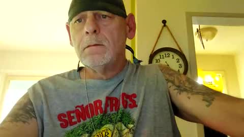 Snapshot of stormynorm14 chatting on 10/13/25, 01:22 stormynorm14 online show from 10/13/25, 01:22