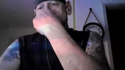 Snapshot of stormynorm14 chatting on 10/25/25, 01:46 stormynorm14 online show from 10/25/25, 01:46