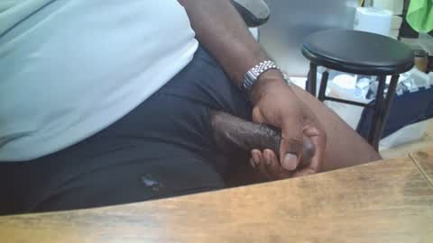 Snapshot of str8blkjaxfl chatting on 07/31/26, 08:08 NAV online show from 07/31/26, 08:08